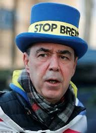 Aulternator's tweet image. I’m sure he’s a stalker … #strangebehaviour