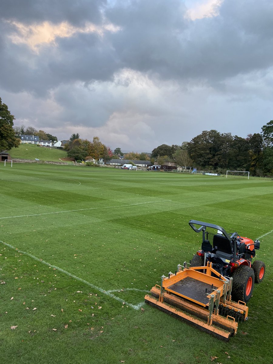 Tom Banks tweet media