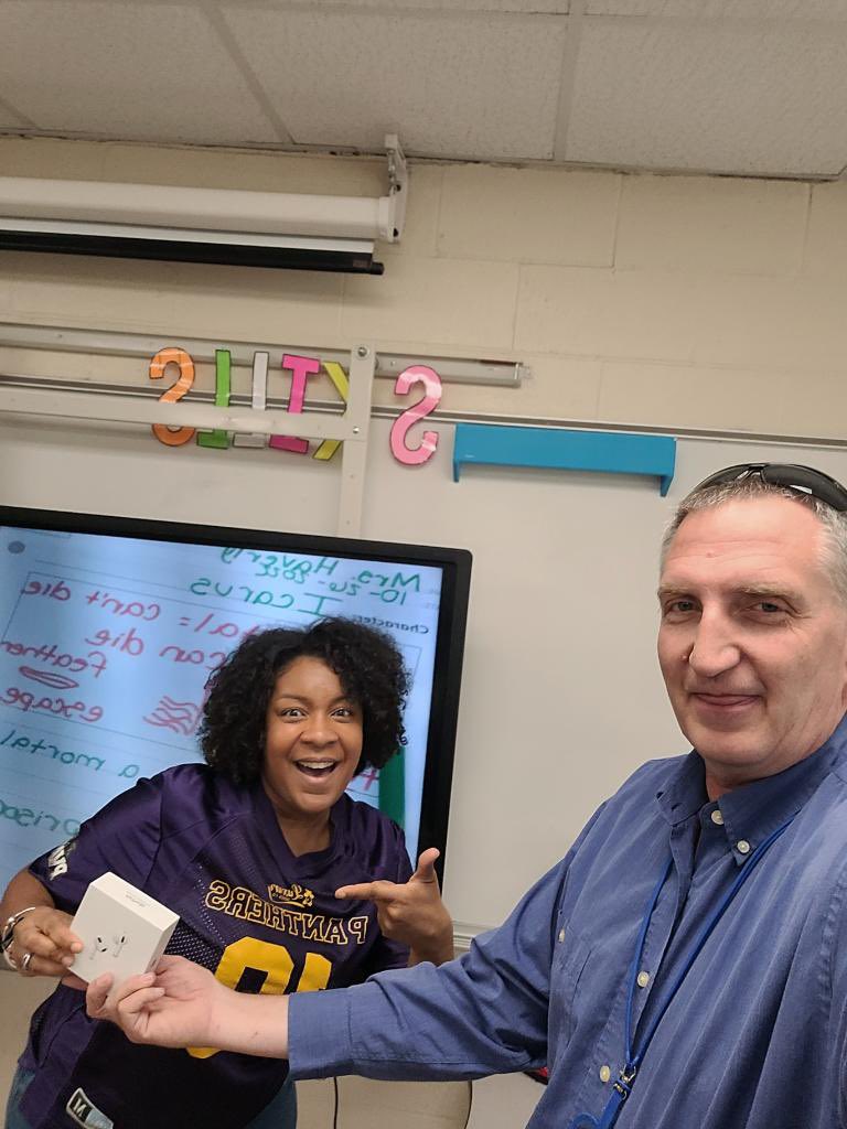 TCCAConf's tweet image. Congratulations to Ms. Haverly from Smith ES in @AldineISD for winning the #tccacosplay contest. Hope you enjoy them! #tcca2022 Thanks to @EdAldine for the delivery! @AldineDLS @AldineISDTech #DLSbyDLS