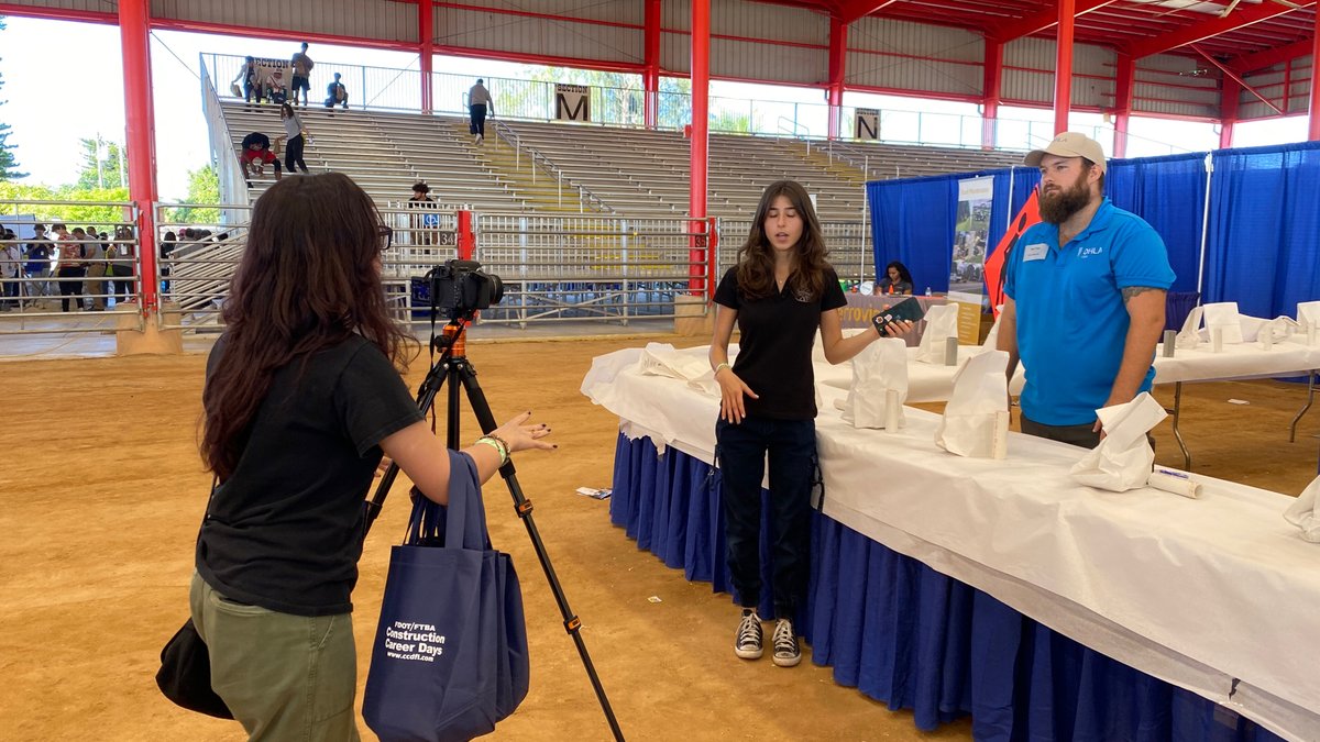 APMaysMedia's tweet photo. Another awesome day at Construction Day. Thanks for the invite #CTE @apmcota @maysfashionmarketing #BeEpic #RamPride https://t.co/Z7bjXrG6Qz