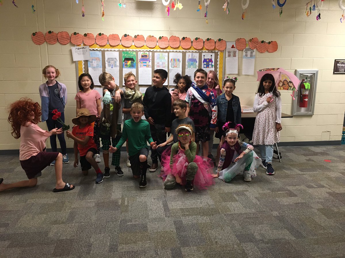 Happy “wacky Wednesday” from room 13 🤪 #happyhillendale