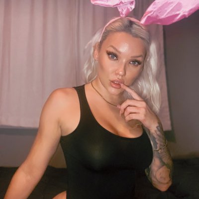 #NewProfilePic https://t.co/pSYYwEoDYN<a href="/tag/newprofilepic"class="tags">#NewProfilePic</a>