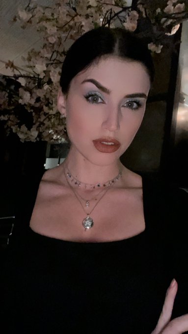 1 pic. Dreamy ?☁️ https://t.co/3C8uiGPjh3