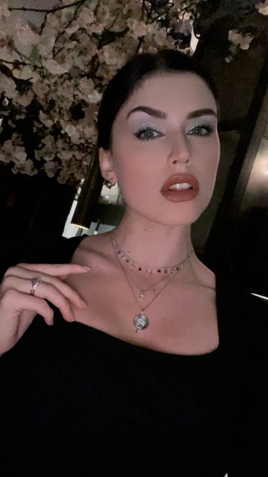 2 pic. Dreamy ?☁️ https://t.co/3C8uiGPjh3