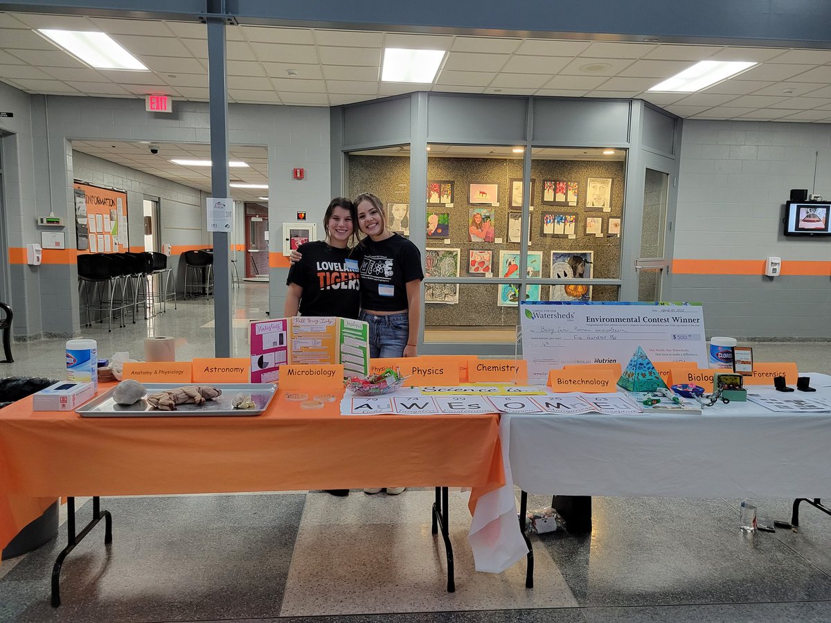 partrike1's tweet photo. Thank you Lucie and Ali for representing the LHS science table and helping the visitors who attended #beLoveland https://t.co/oKqgegnYdH