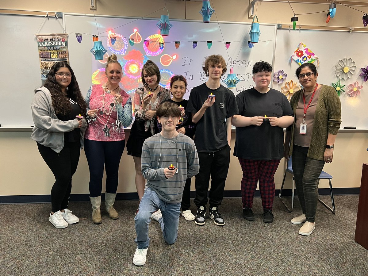 JamieNCroft's tweet photo. Celebrating Diwali with with Mrs. Mantena. We are so lucky to have teachers who enjoy sharing their culture with their students. She even cooked for everyoneβ¦yummy! @FlyCVEagles #cvpride #Diwali2022 https://t.co/HZFnBRPnxS