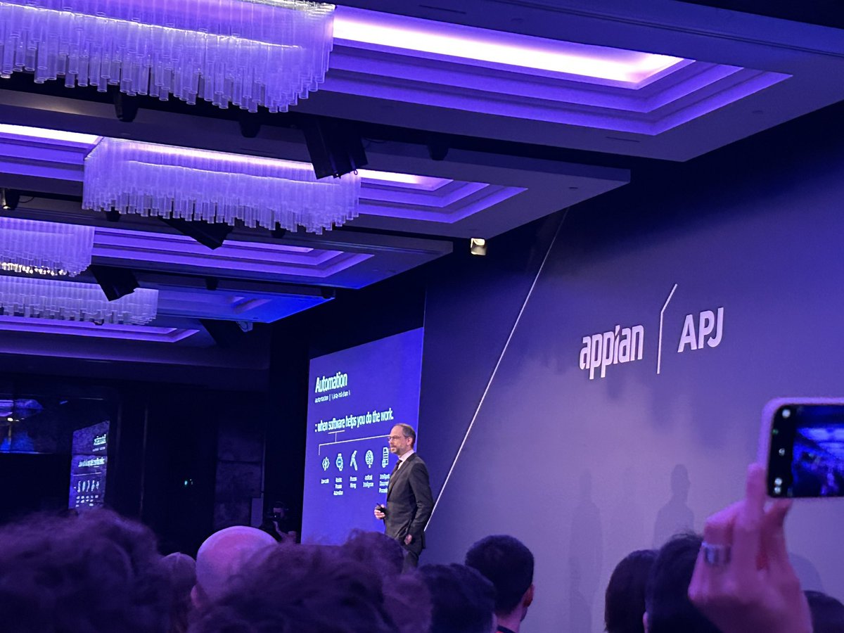 Great start to #AppianAPJ with <a href="/Appian/">Appian</a> CEO Matt Calkins. Bringing together people, process and data.
