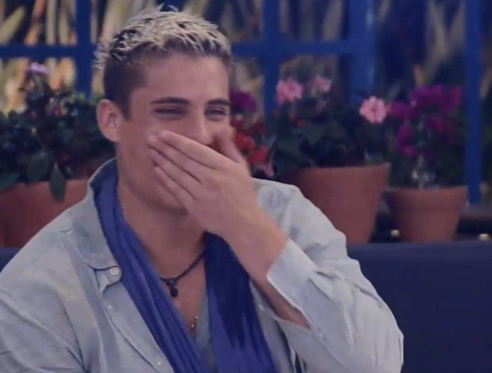 tiago atualizando o meme