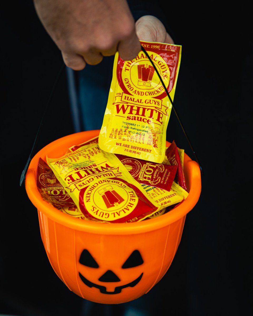 HalalGuys's tweet photo. The Halal Guys are that one house that everyone talks about giving out the best treats every year😋 

Comment below if you'd be taking more than one treat from this bucket!

#WhiteSauce #HotSauce #HalalHumour #HotSauce https://t.co/8vxXTbh1KC