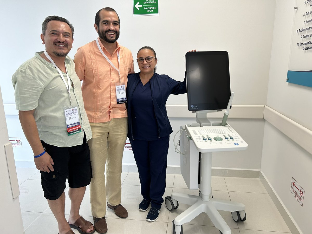 Ya está en el Centro Médico Ossis el ultrasonido BK transperineal, para la realización de las biopsias de próstata en el día 2 del curso de Biopsias Transperineales de Próstata del congreso #CAU2022 Gracias a Cyberobotics por por todo el apoyo.