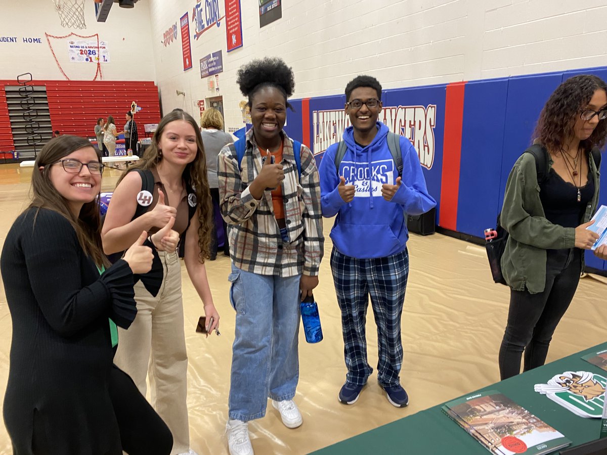 LHLocalSchools's tweet photo. 📝 Recently, twenty of our LH seniors attended the College Application Blitz at Lakewood HS! Students were able to apply to colleges, including Ohio State, Kent State, Columbus State and others for free at this event. It was a great opportunity! #CollegeApplicationBlitz https://t.co/z6INu9qUxb
