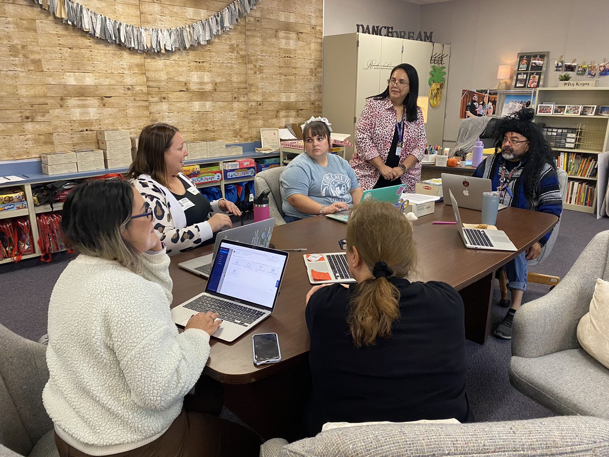 tallykagen's tweet photo. Lunch with the LASes to learn more about Amira🎉 #LISDLAS #OneLISD #WeAreCentral https://t.co/EboSsHWoBJ