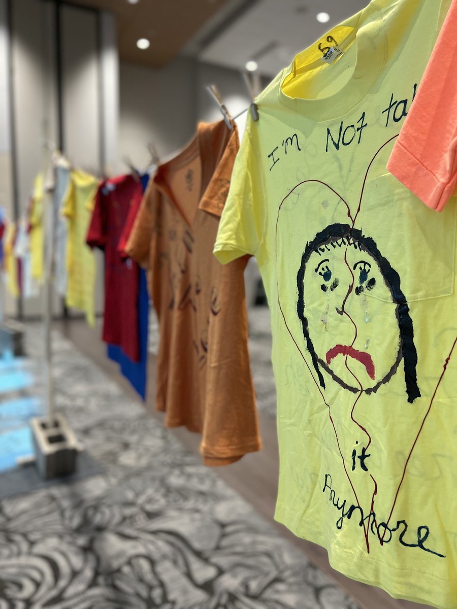 UofNorthDakota's tweet photo. The ND #ClotheslineProject is a visual display of shirts that have been designed by people who have been affected by interpersonal violence.
NDCP offers survivors a way to highlight the realities of domestic violence that are often overlooked.
#DomesticViolenceAwareness https://t.co/KQd3IRfnBK