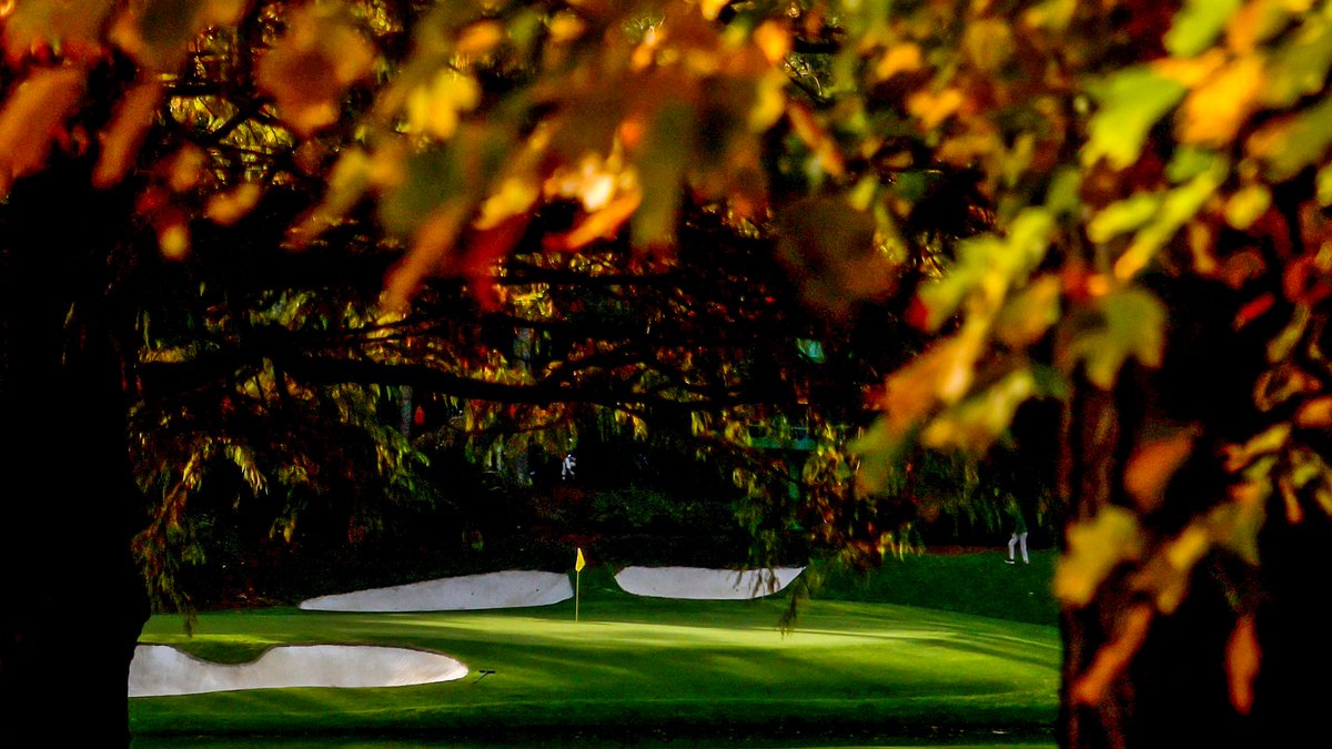 PGATour's tweet photo. There's nothing quite like fall golf 🍂 https://t.co/6G6fJNHWSv