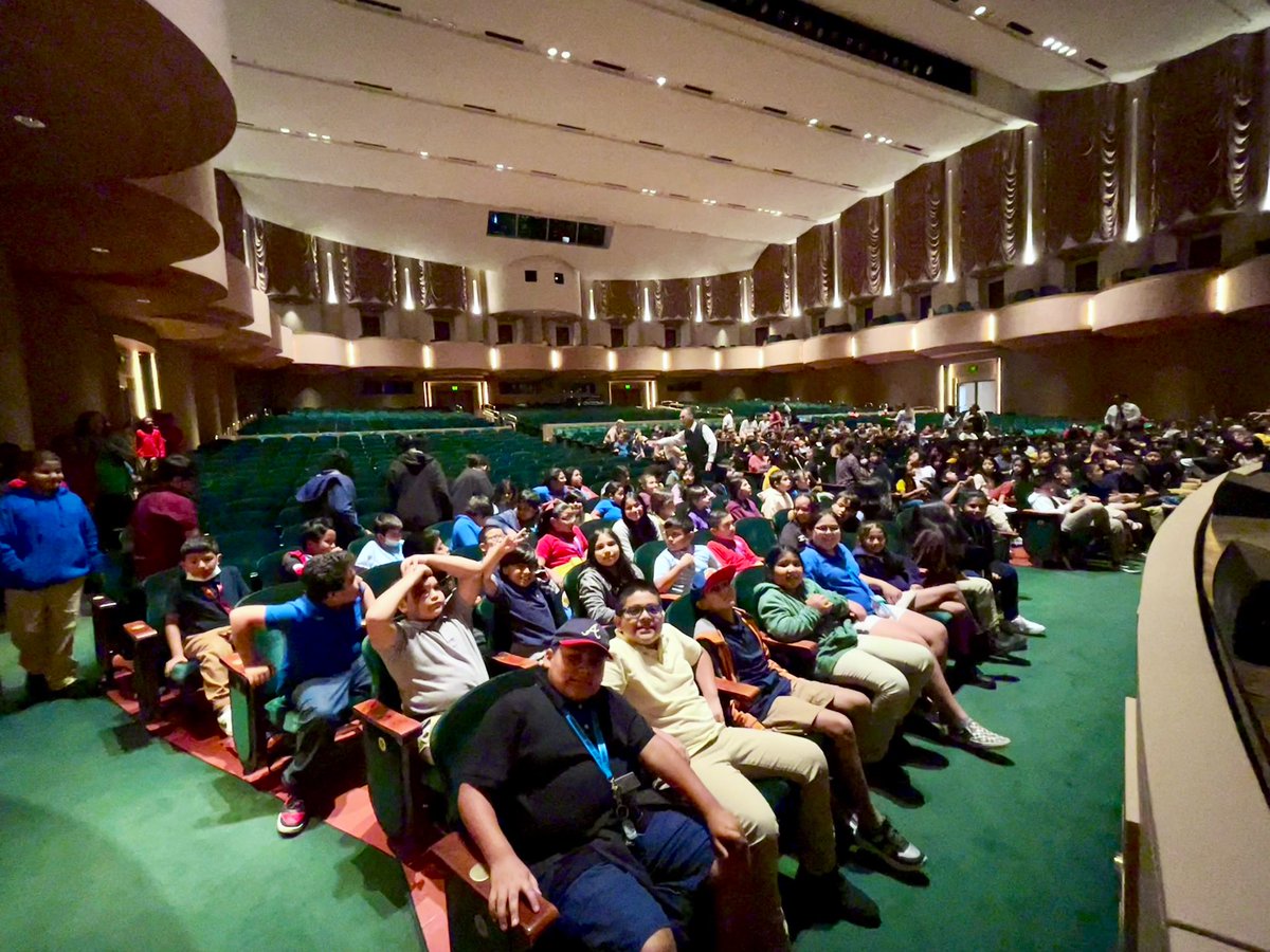 CCPSTeacher's tweet photo. Most wonderful field trip to the @FLPhilharmonic @artisnaples What a neat experience for our 4th graders @EPEBobcats @collierschools @Mrs_Budd23 @MrSeguraj https://t.co/u9lcobScbu