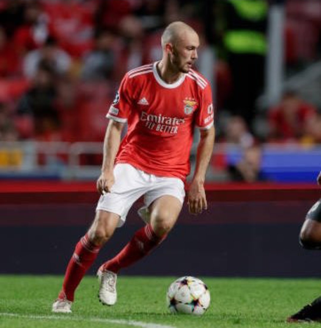 🚨 "ESFOMEADO"!!!

Aursnes revelou o segredo para a boa fase. 

- "Faço uma dieta super rígida, só como cona." 

🗞️ <a href="/brfootball/">B/R Football</a>