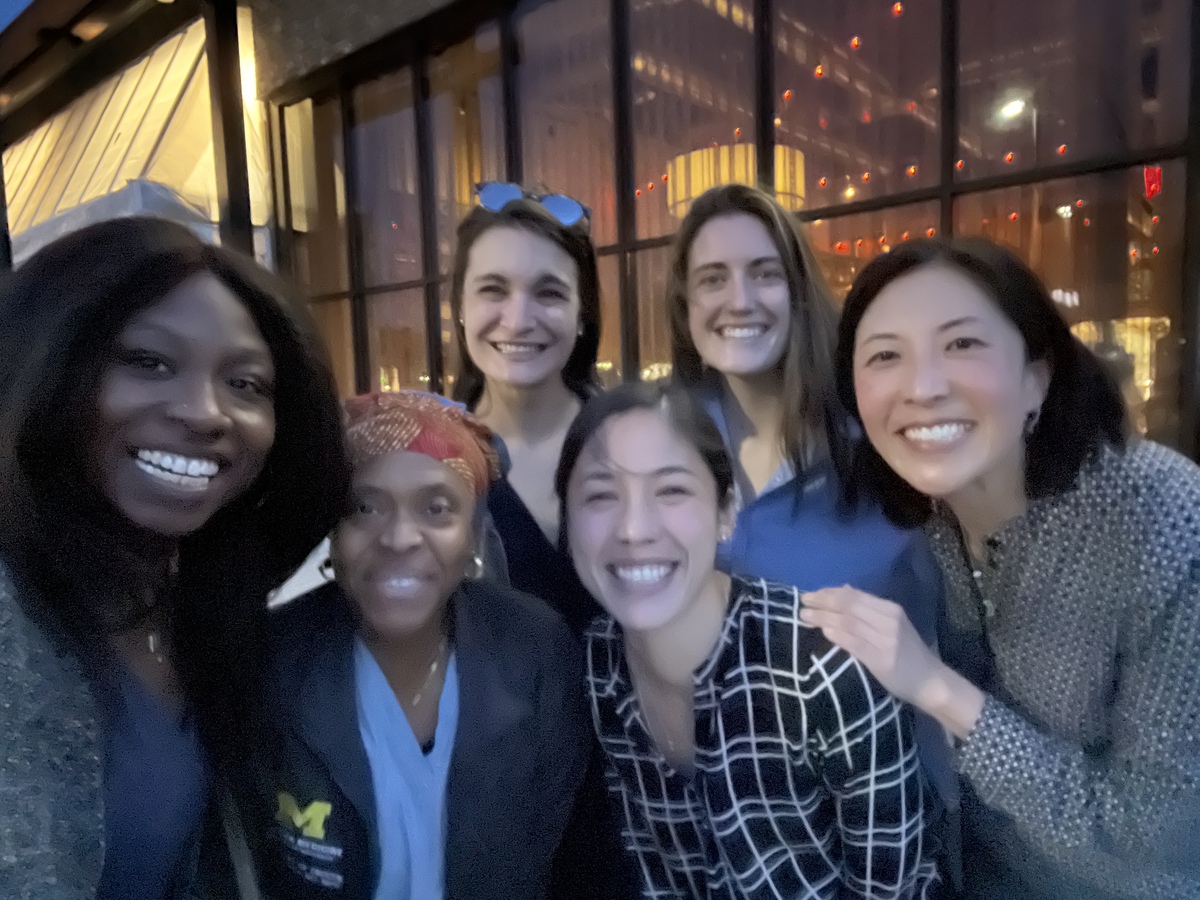 UMichMedSchool's tweet image. “It’s been said, a mentor is not someone who walks ahead of you; a mentor walks alongside you to show you what you can do. Walking alongside our amazing medical students and helping them see their gifts, talents, passions and purpose strengthens my purpose.” #GoBlueMed #UMich