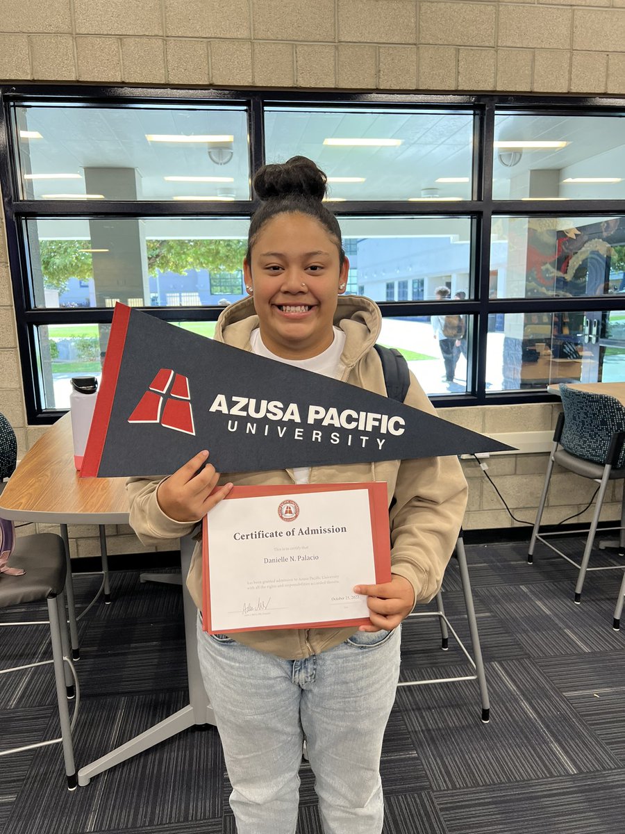 LosOsosCCC's tweet photo. APU On the Spot - Congratulations grizzlies!! https://t.co/72X0EFeS7r