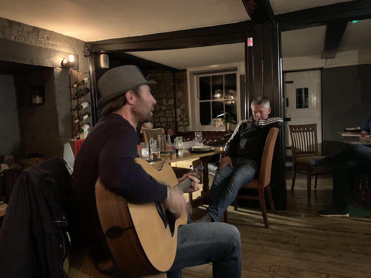 Massive thanks to <a href="/wilton_mike/">Mike Wilton</a> for imparting his Beatles music knowledge  at my little old music club last night. #listeningvibe #liveacousticmusic