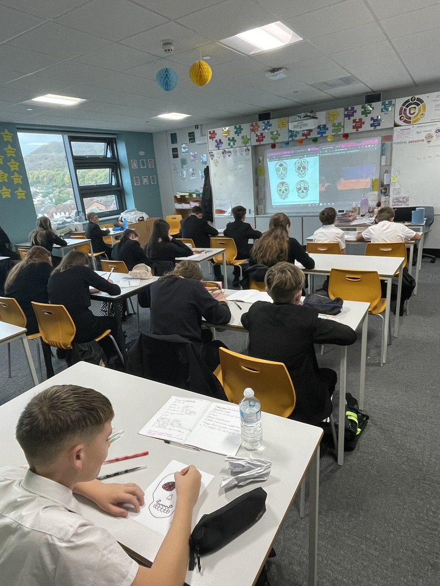 YCB_MFL's tweet photo. This week in Spanish lessons, Year 7 &amp; 8 pupils have been celebrating and learning about one of Mexico’s most colourful &amp; traditional holidays, El Día de los Muertos💀🌹💐 #eldíadelosmuertos #dayofthedead #ycbmfl https://t.co/BwLzVKiBFZ
