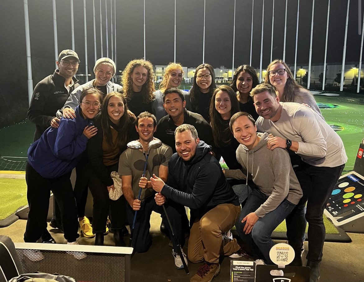 Swinging into interview season like woah! Pictured is Yellow Firm out at @topgolf ⛳️🏌️‍♀️🏌️‍♂️🏌️last night. In the words of Michael Scott (or maybe it was Wayne Gretzky), you miss 100% of the shots you don’t take) 😂