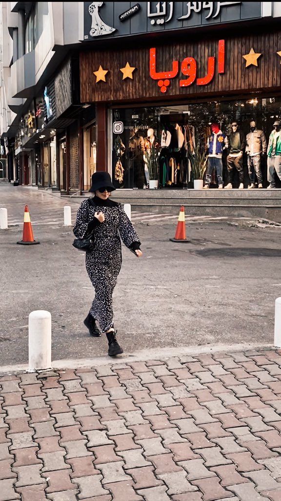 دختر حضرت ادم tweet media