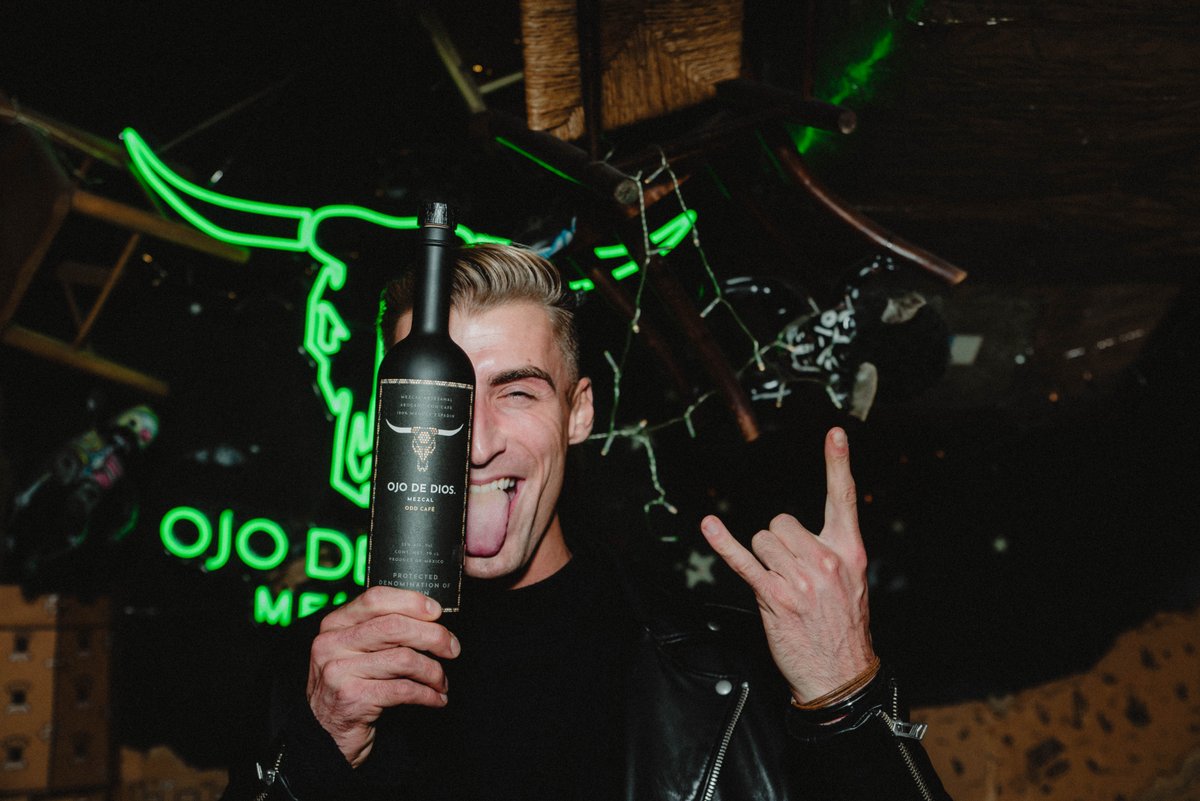 // utility //

✅ Award Winning Mezcal 🍸
✅ $$$ can't buy Experiences 🌶
✅ Endless drinks with this guy 
or 6.9eth 👀

👇👇👇
Follow &amp; RT for WL

#mezcal #digitalcollectibles #6.9eth