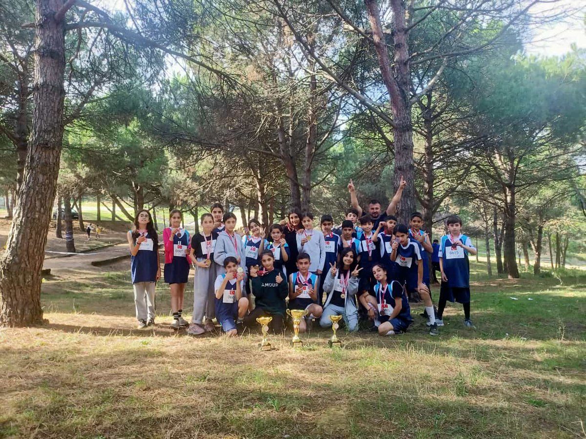 Yıldız kızlar Sultangazi Şampiyonluğu
Küçük Kızlar Sultangazi 2.
Küçük Erkekler Sultangazi 4. İle 3 kupa birden geldi. Tebrikler🏆👏👏👏
<a href="/sultangazimem1/">Sultangazi İlçe Millî Eğitim Müdürlüğü</a>
<a href="/istanbulilmem/">İstanbul İl Millî Eğitim Müdürlüğü</a>