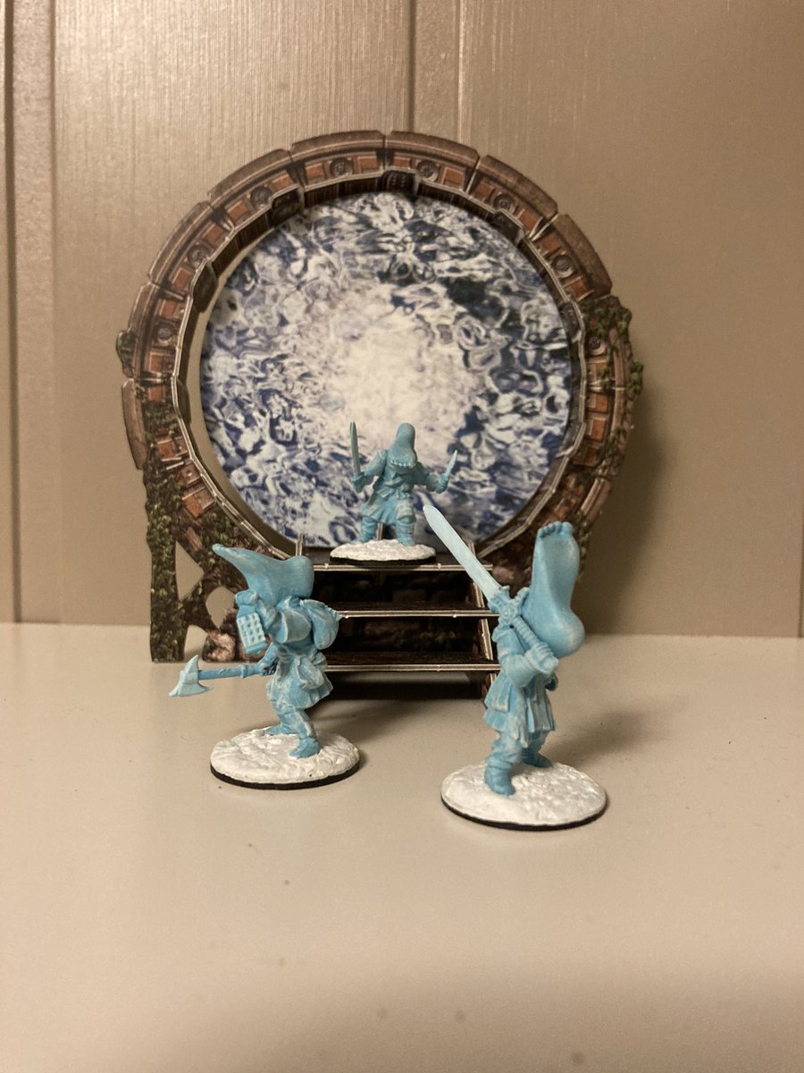 PrinzArtwork's tweet photo. #HEADJAM22 #frostgrave #battlesystems #feet #darksouls spooky footmen for HEADJAM22… https://t.co/J7aqHcjsB1