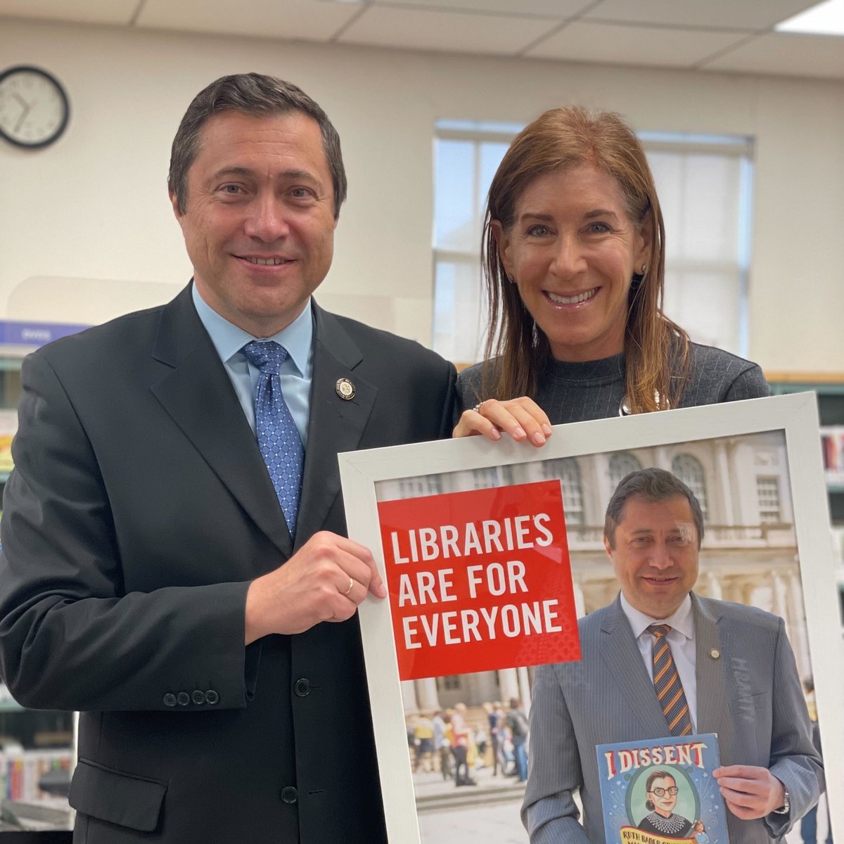 Councilmember Ari Kagan @CMAriKagan47 visited Gravesend Library to spread the joy of reading to a class of first grade students! Sending him a huge thank you for dropping by and an even bigger thank you for the generous $2.5m funding gift to repair our branch. ❤️ 🏛️ 📚