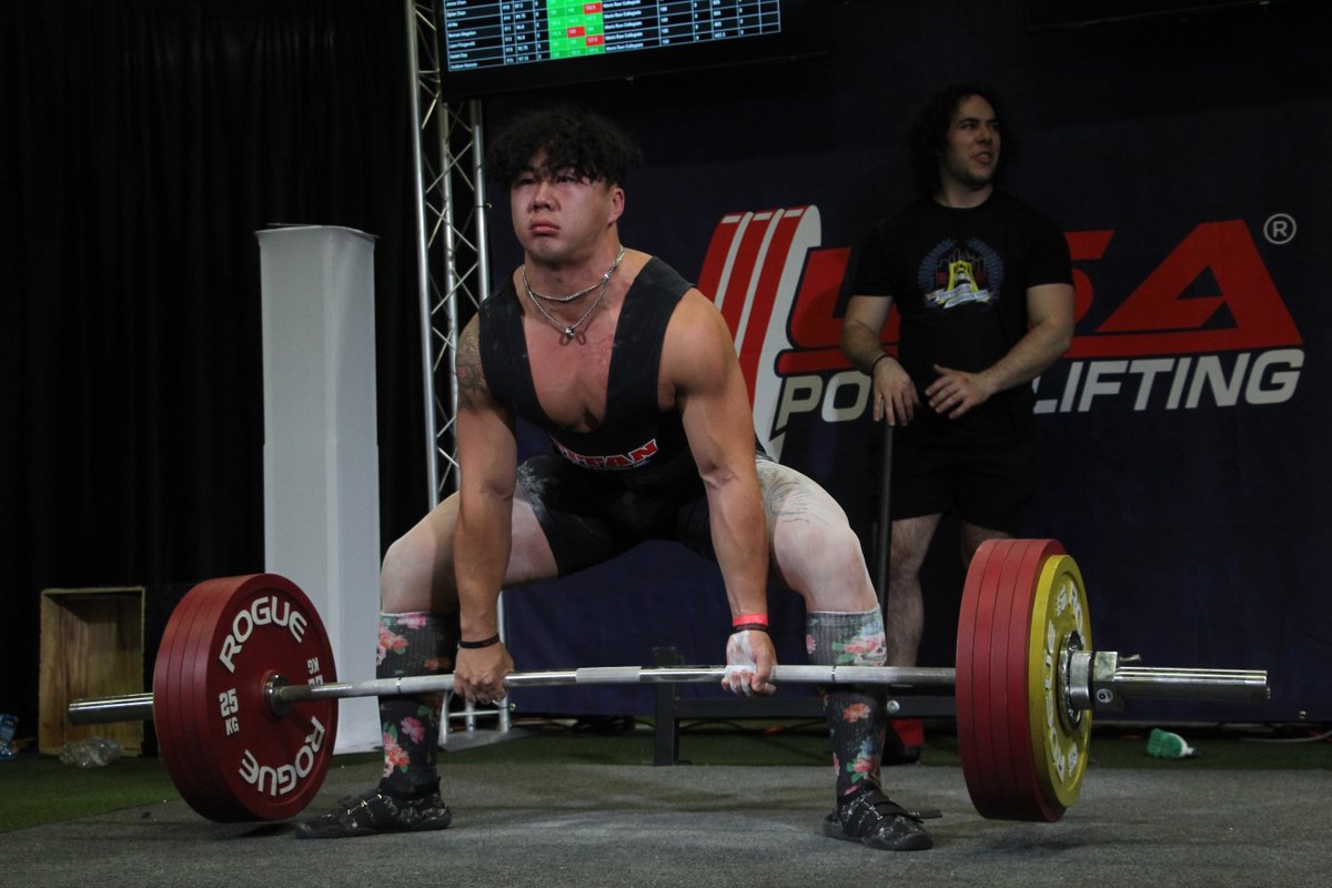 On October 22nd, <a href="/Joshdreyer5/">Josh dreyer</a> (82.5 Kg) &amp; <a href="/ChanMasterKi/">D-Bo</a> (90Kg) competed in a USA powerlifting event <a href="/PittTweet/">University of Pittsburgh</a>! They had an amazing day with Dylan Chan finishing 2nd and qualifying for the National event! Good work💪

Dreyer
Total: 515 Kg (1,133lbs)

Chan
Total: 650 Kg (1,430lbs)