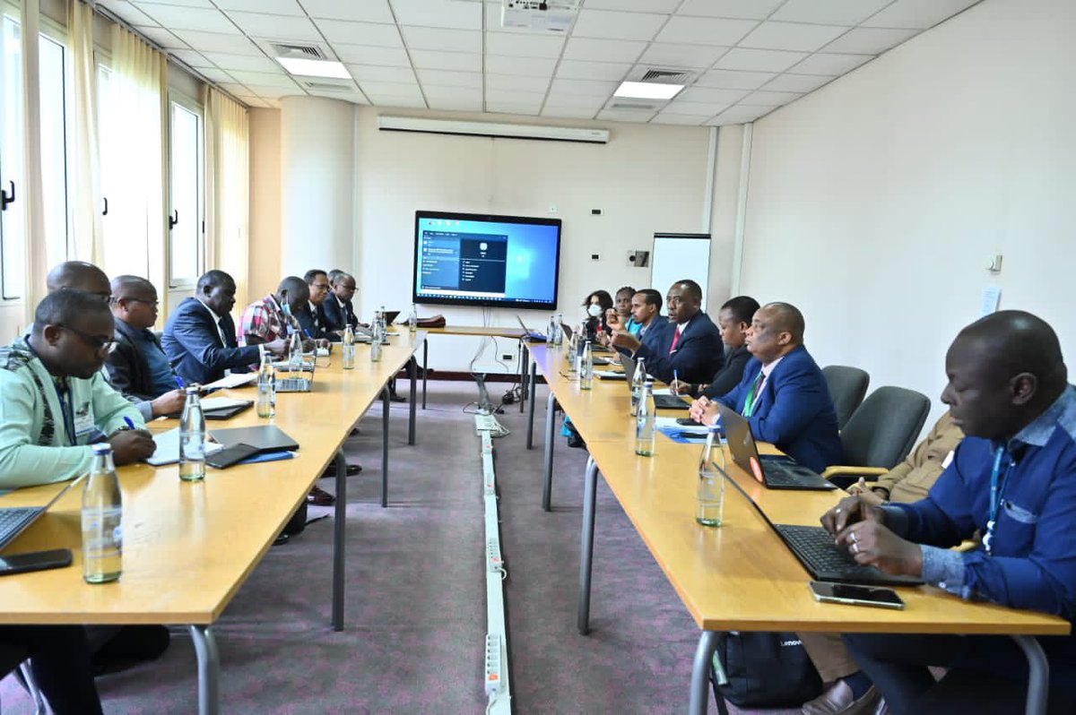 ECAStats's tweet photo. Our Director @Oliverchinganya met the representatives of the #UN Country Teams and data experts of #UN Resident Coordination Offices during the #STATCOMAFRICA. Discussed on collaboration and cooperation with #UNCTs the  entry points to the countries.
@ECA_OFFICIAL @Angelakiconco https://t.co/dFBloUYhb1