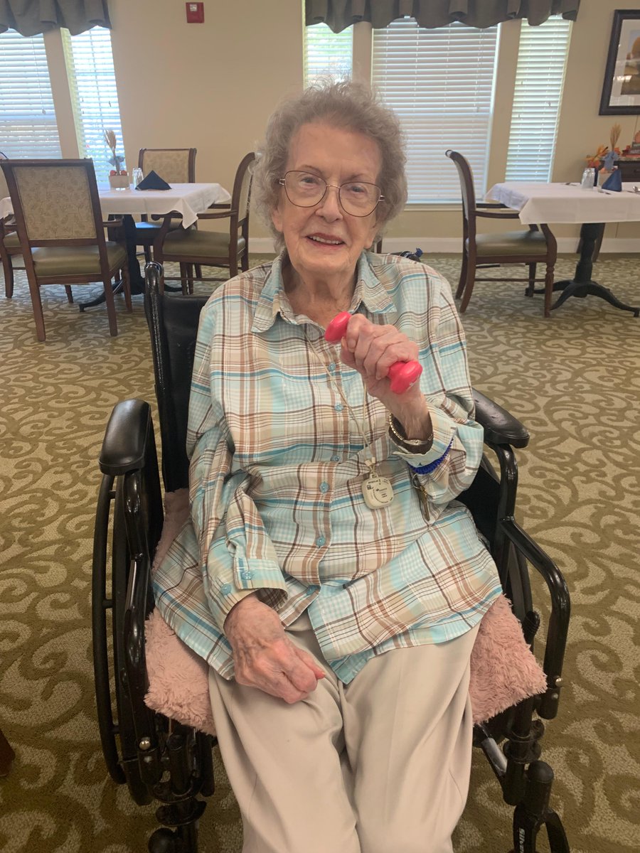 BrookdaleLiving's tweet photo. Brookdale Sugar Land is celebrating National Senior Health & Fitness day with a B-Fit class! How are you moving for #NSHFD? https://t.co/wQ5KTQJozU