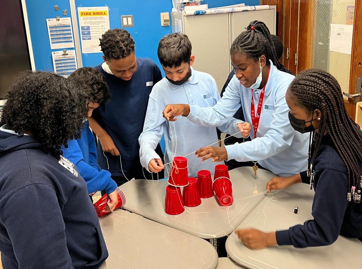 MMCCenter's tweet photo. #Afterschool students at Equality Charter got to learn a lot about their fellow classmates in a game of human #bingo, while others learned about problem-solving &amp; teamwork during the STEM Cup Challenge! #DYCD #SONYC @NYCYouth @NYC Department of Youth and Community Development https://t.co/2a2kab5lPZ