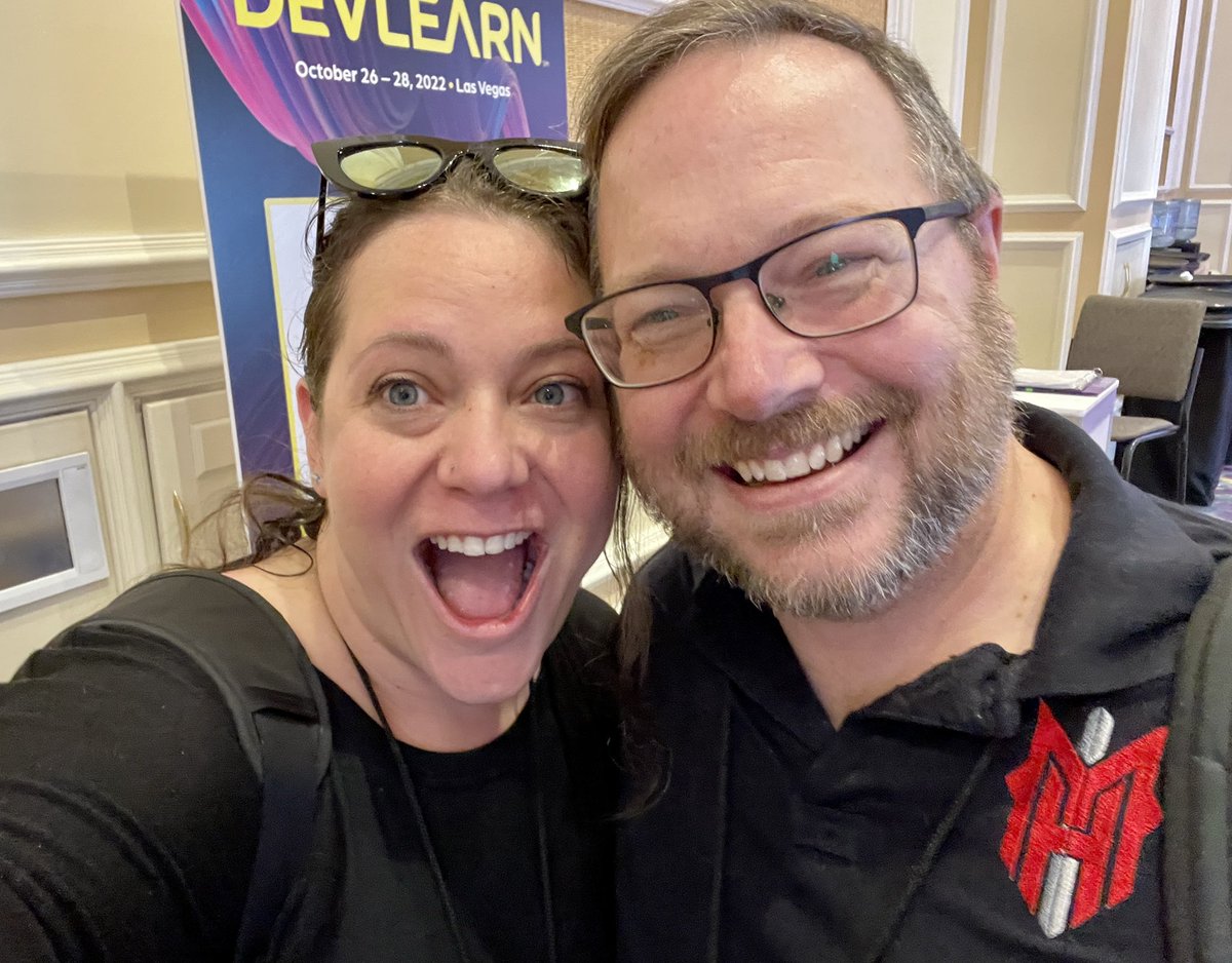 At long last, I have my <a href="/marklearns/">Mark L. Sheppard 🇨🇦</a> badge, after 10(ish?) years of knowing him online! I half expected <a href="/LearningGuild/">The Learning Guild #DevLearn #Learning2024</a> to make balloons fall from the ceiling for this one. 😍🎈 #DevLearn
