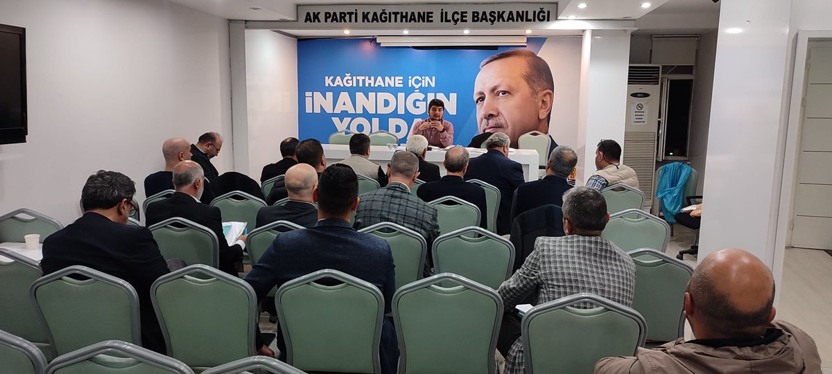 Haftalık Olağan Mahalle Başkanları Toplantımız, İlçe Teşkilat Başkanımız Talha Taflan Başkanlığında gerçekleştirildi. #İnandığınYoldaYürü #Kağıthane