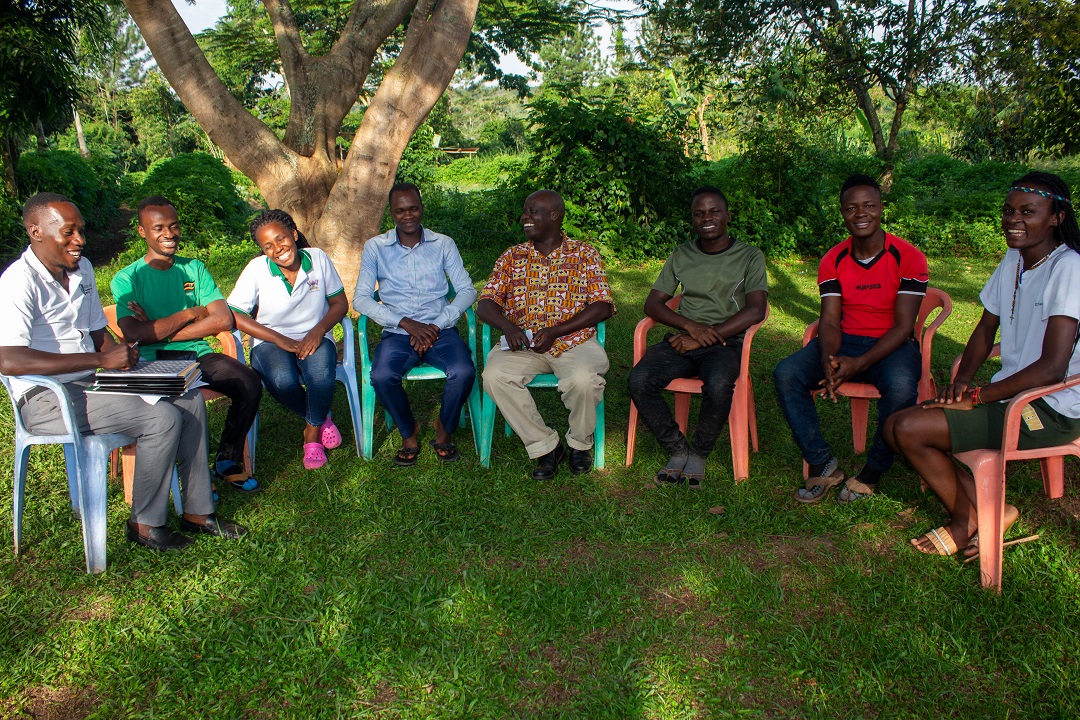 We believe that intern #supervision, #support and #mentoring are significant in the determination of internship efficacy. Below, makerere Interns are assessed by Dr. Odongo Thomas, a lecturer from Makerere College of Agriculture and Environmental Science. <a href="/MakCAES/">Makerere University CAES</a> <a href="/KulikaUganda/">KulikaUganda</a>