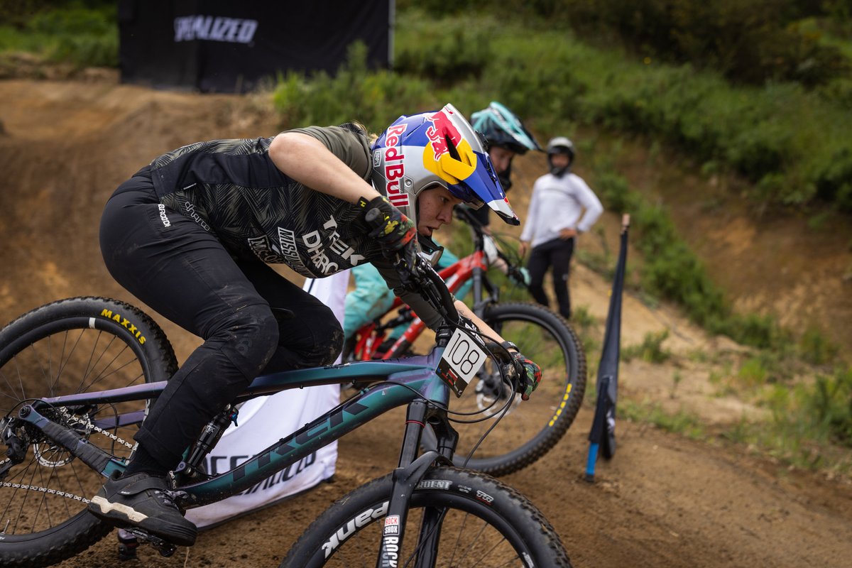 Have you seen who’s coming to Crankworx Rotorua 👀

If you didn’t catch it… preliminary rider lists were released yesterday.

Specialized Dual Slalom Rotorua is stacked 🔥

Visit crankworx.com for full lists.