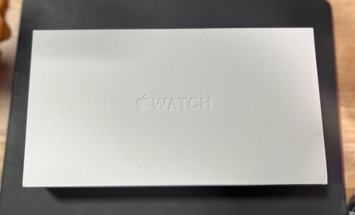 DaStreamCatcher's tweet photo. @Apple Watch Ultra review coming soon Live to da YouTubes. 

As soon as it’s’ buddy the 14 Pro Max 1Tb gets here. 

#DaCurator is patient. 

Didn’t used to be. https://t.co/rFAy6GQ7nI