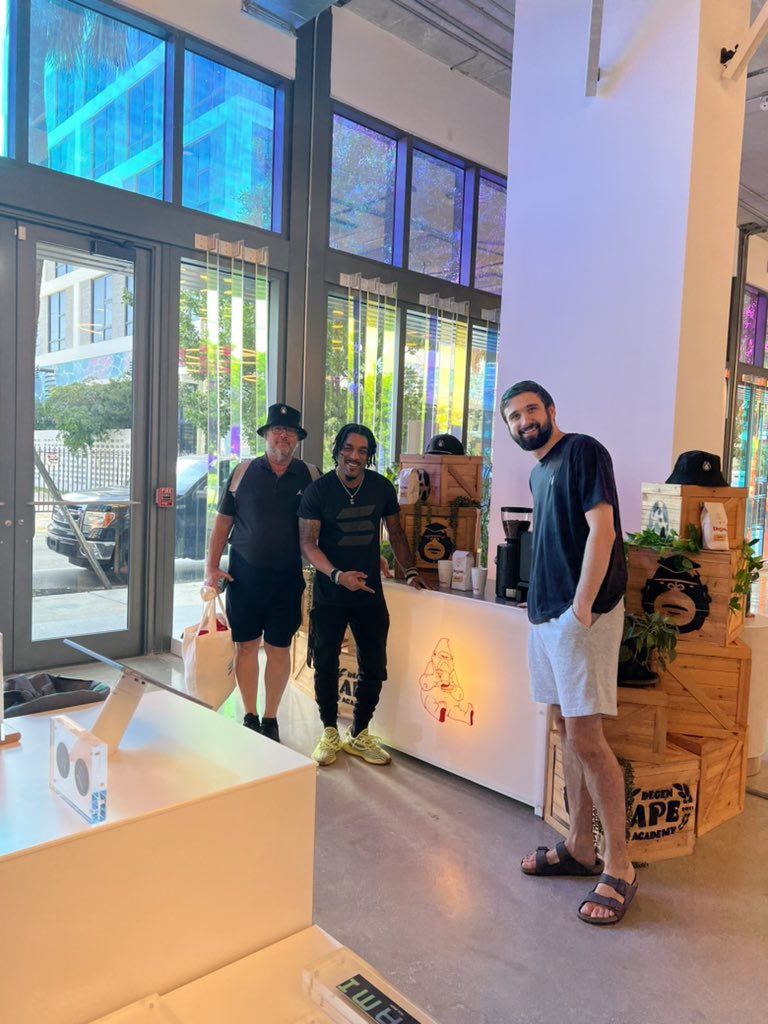 My dad and I had a great time at the <a href="/solanaspaces/">Solana Spaces</a> store in Miami! Staff was awesome, the entire experience felt very “web 3”, and was great seeing the <a href="/DegenApeAcademy/">Degenerate Ape Academy</a> <a href="/degenapecafe/">Degen Café ☕️🦍</a> as well!