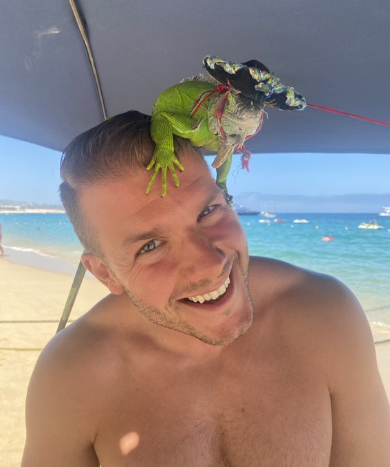 Loml💗 Happy birthday to the most amazing person I know, ily 🥳💝🎉 @CodeyXXXSteele https://t.co/jFJewi9<a href="/tag/newprofilepic"class="tags"><span>#newprofilepic</span></a>