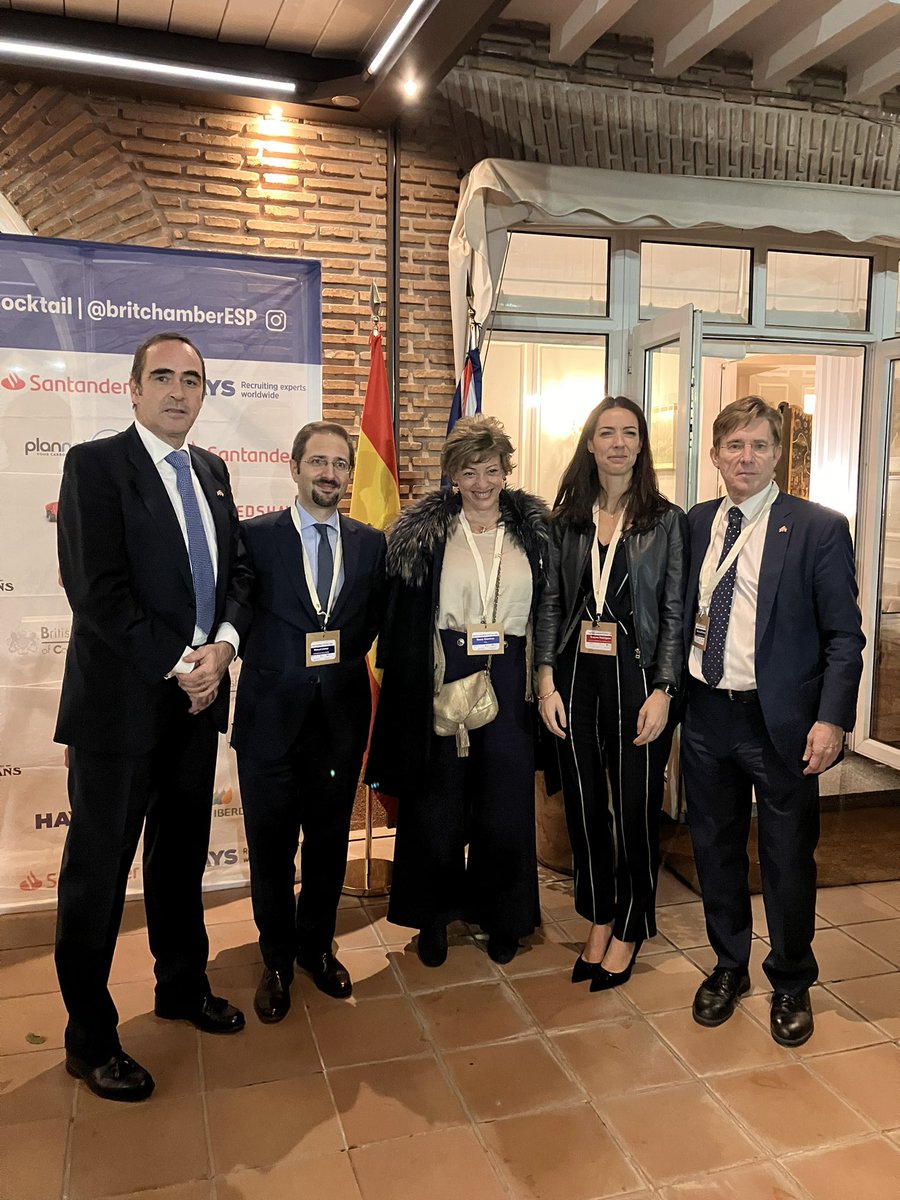 Tradicional encuentro organizado por  <a href="/britchamberESP/">British Chamber of Commerce in Spain</a> 🇬🇧🇪🇸en la residencia del embajador <a href="/HughElliottUK/">Hugh Elliott</a> Gracias por la hospitalidad !🇬🇧primer inversor en 🇪🇸 yprimer destino de inversión 🇪🇸es 🇬🇧<a href="/viviendaCMadrid/">Vivienda▪️Comunidad de Madrid</a> <a href="/_CEIM_/">𝗖𝗘𝗜𝗠</a> <a href="/HaciendaCMadrid/">Hacienda y Función Pública▪️Comunidad de Madrid</a> <a href="/investinmadrid/">Invest In Madrid</a>