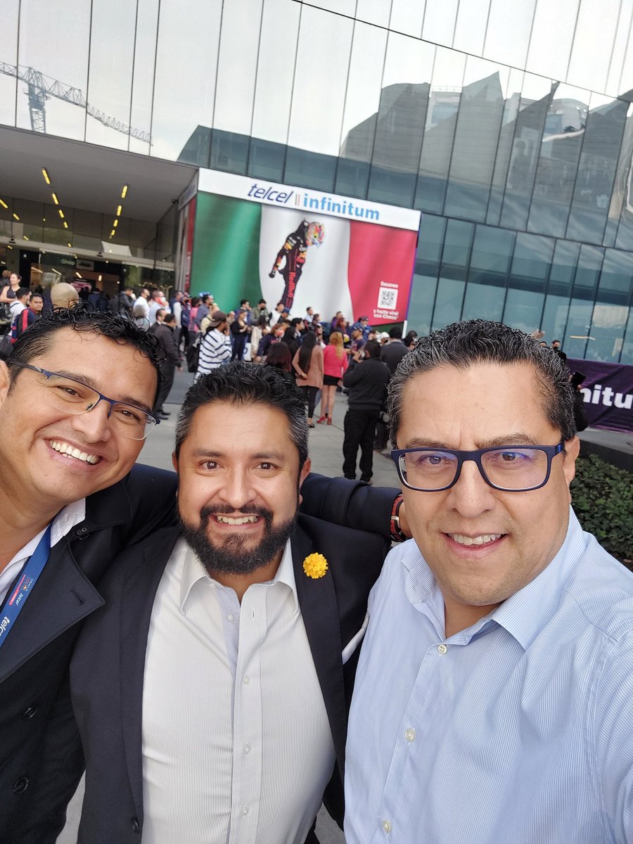 kikorron1's tweet photo. Interactuar con personas increíbles que aman y narran la @F1 a su manera gracias por compartir. #EfectoCheco #ChecoPerez rumbo al @mexicogp @diegofmejia @ChacoteroF1 @PrimeF1__ https://t.co/Wau43xLZiY