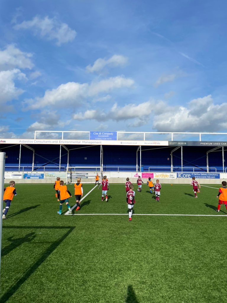 Mark Noble Football tweet media