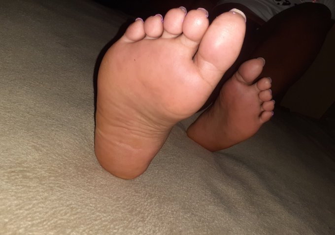 Feeling Pretty in pink today 💕😈🦶🏽  Just a little tease before our next video drops🔥  #footfetısh  #Femdom #feet<a href="/tag/femdom"class="tags"><span>#femdom</span></a><a href="/tag/feet"class="tags"><span>#feet</span></a><a href="/tag/onlyfans"class="tags"><span>#onlyfans</span></a><a href="/tag/footfet%C4%B1sh"class="tags"><span>#footfetısh</span></a>