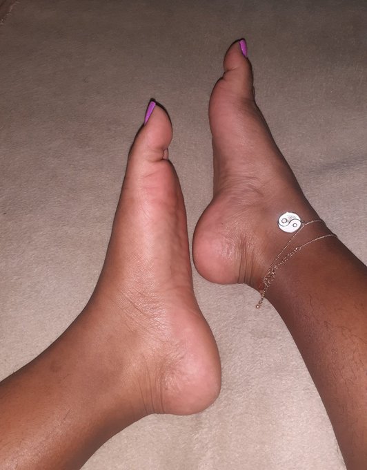 Feeling Pretty in pink today 💕😈🦶🏽  Just a little tease before our next video drops🔥  #footfetısh  #Femdom #feet<a href="/tag/femdom"class="tags"><span>#femdom</span></a><a href="/tag/feet"class="tags"><span>#feet</span></a><a href="/tag/onlyfans"class="tags"><span>#onlyfans</span></a><a href="/tag/footfet%C4%B1sh"class="tags"><span>#footfetısh</span></a>