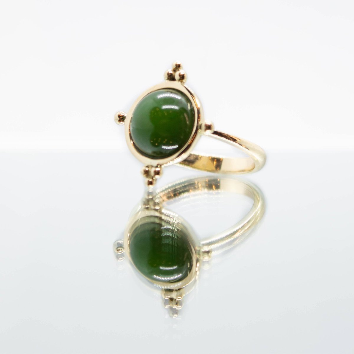 JozefGjoni's tweet photo. #jade #goldring #handcraftedjewelry https://t.co/O4yNIsFZlz
