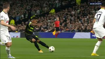MARCUS EDWARDS SCORES AGAINST HIS FORMER CLUB AS SPORTING STUN SPURS! 😮”