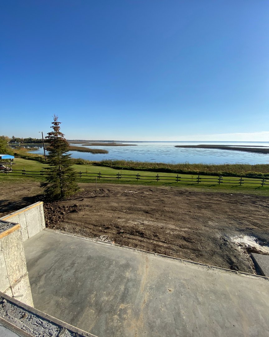 Waters Edge tweet media