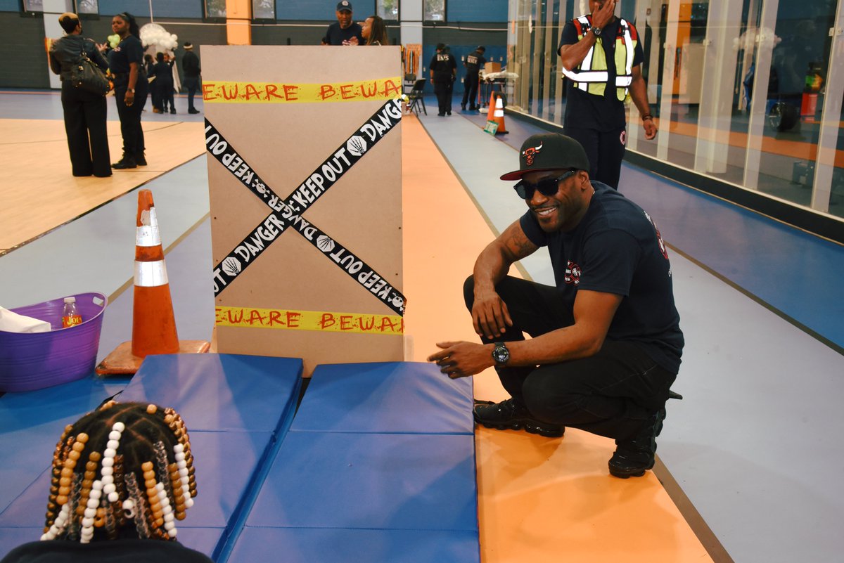 NJ State Fire Marshal Rich Mikutsky visits Newark's JFK Recreation Center for the 1st Annual Fire Safety Expo, organized by Newark FD &amp; East Orange FD. Capt. Hassan Sims &amp; F/F Latina Byrd accepted <a href="/KiddeSafety/">Kidde Fire Safety</a> smoke alarms for the cities from Operation 7: Save-a-Life program.